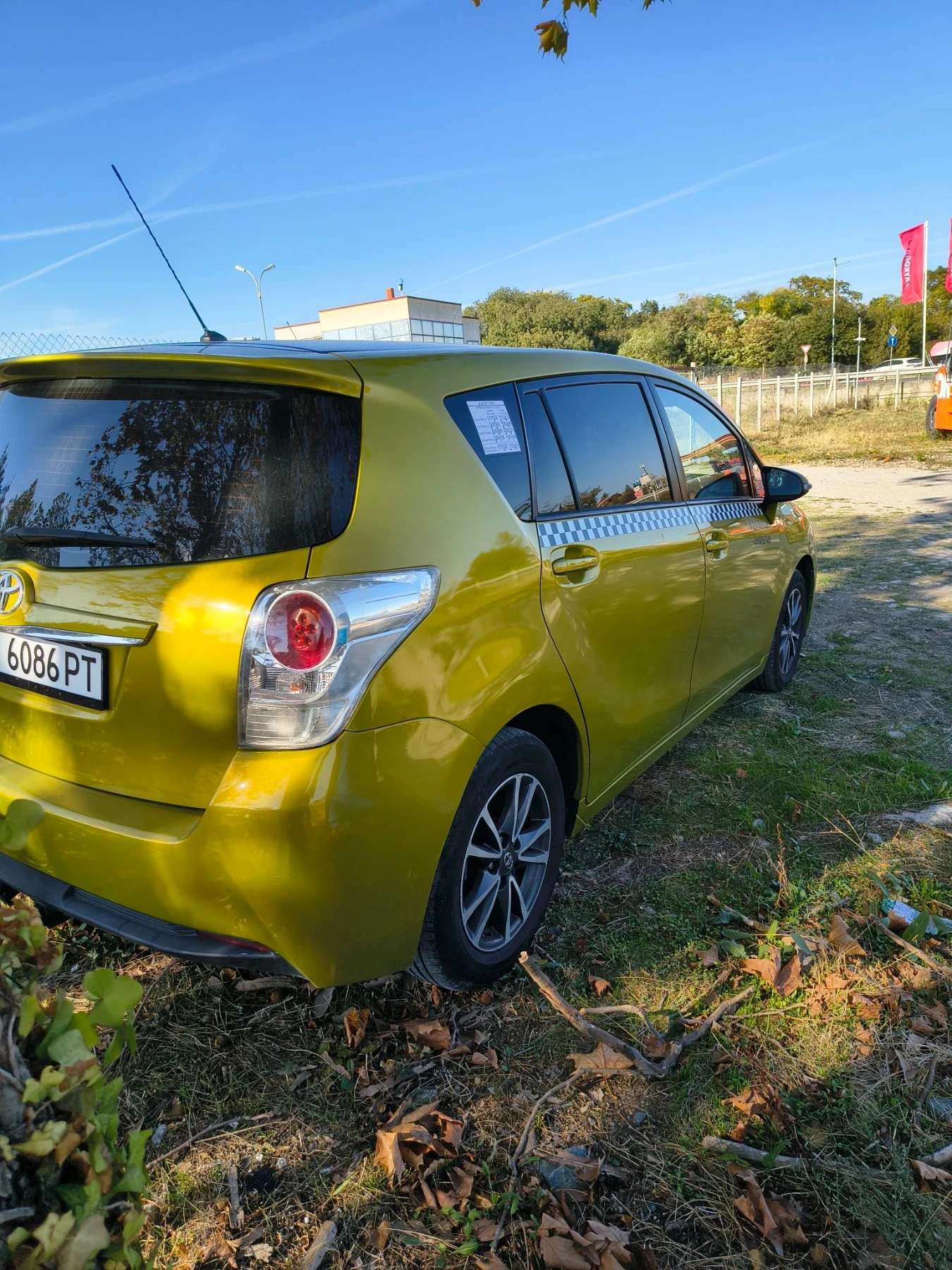 Toyota Verso, снимка 5 - Автомобили и джипове - 56436976
