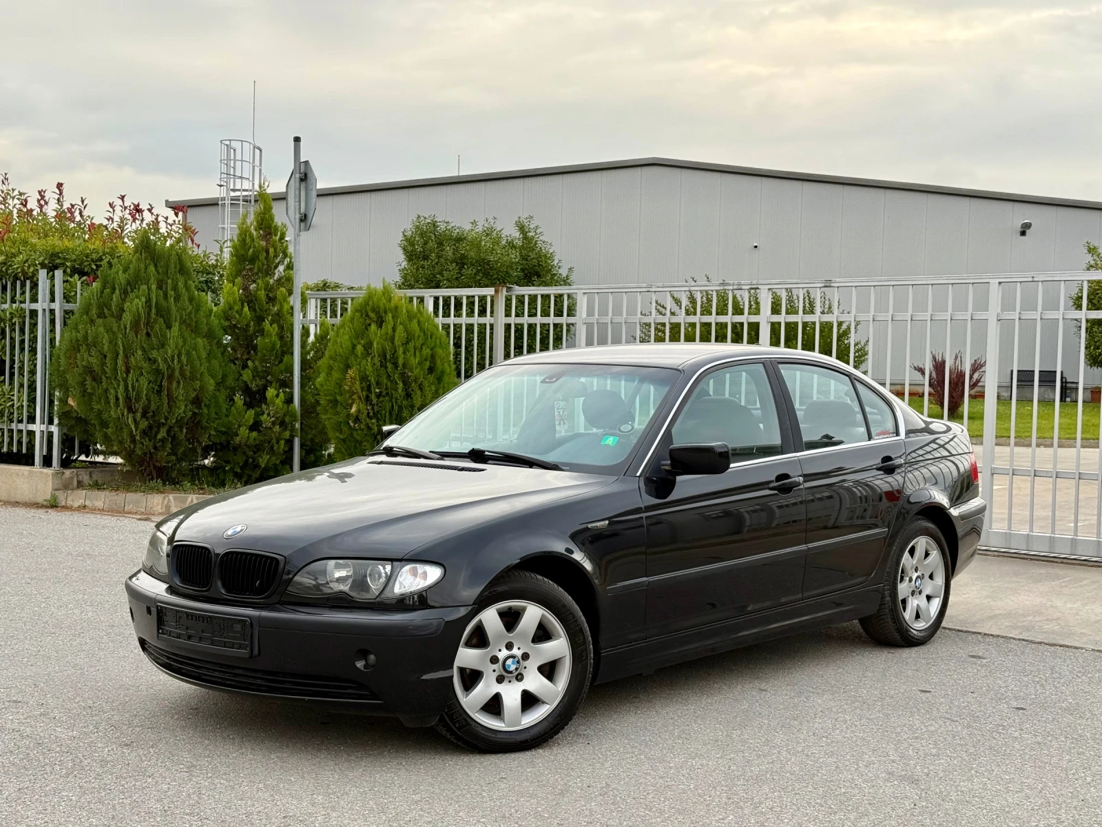 BMW 325 Автомат/ ПОДГРЕВ/ NAVI/