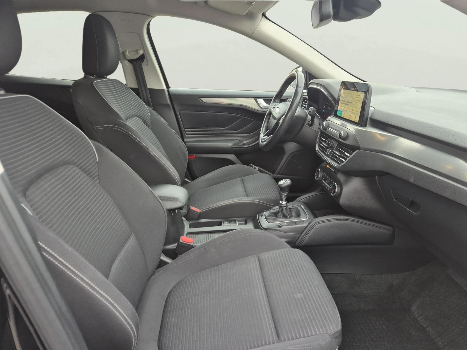 Ford Focus 1.0 EcoBoost, снимка 12 - Автомобили и джипове - 56663302