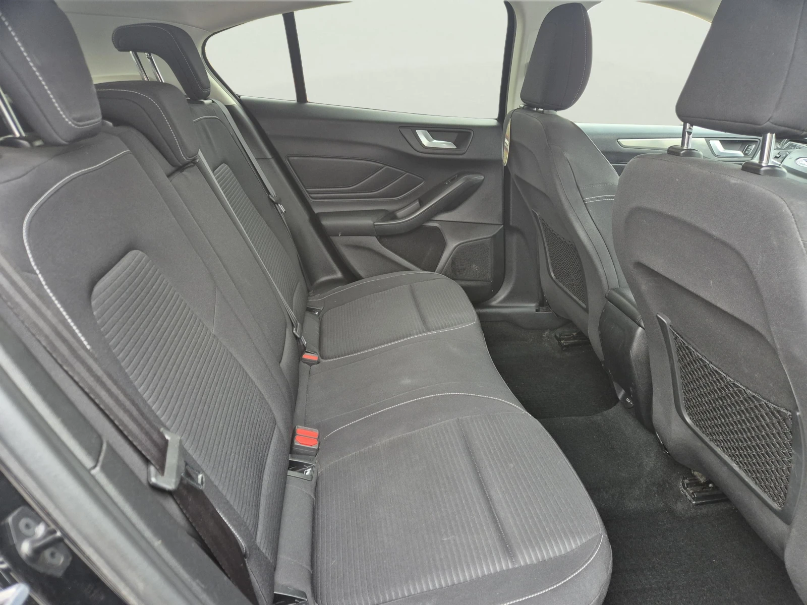 Ford Focus 1.0 EcoBoost, снимка 11 - Автомобили и джипове - 56663302