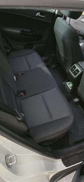 Kia Sportage 1.6 ГАРАНЦИЯ 2029, снимка 16
