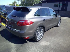 Porsche Cayenne 3.6 AWD* PANORAMA* ПОДГРЕВ* КАМЕРА* КРАЙНА ЦЕНА* , снимка 3