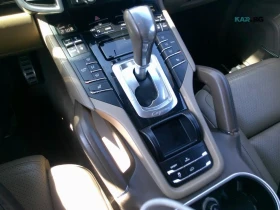 Porsche Cayenne 3.6 AWD* PANORAMA* ПОДГРЕВ* КАМЕРА* КРАЙНА ЦЕНА* , снимка 13