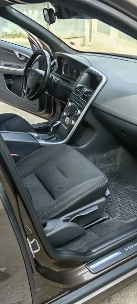Volvo XC60 D4 - 10000 € - 96895204 8