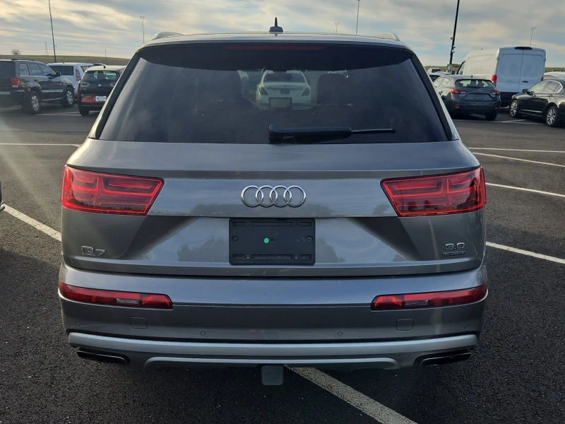 Audi Q7 matrix* distronik* digital* обдух* камера* пано* B, снимка 2 - Автомобили и джипове - 48671357