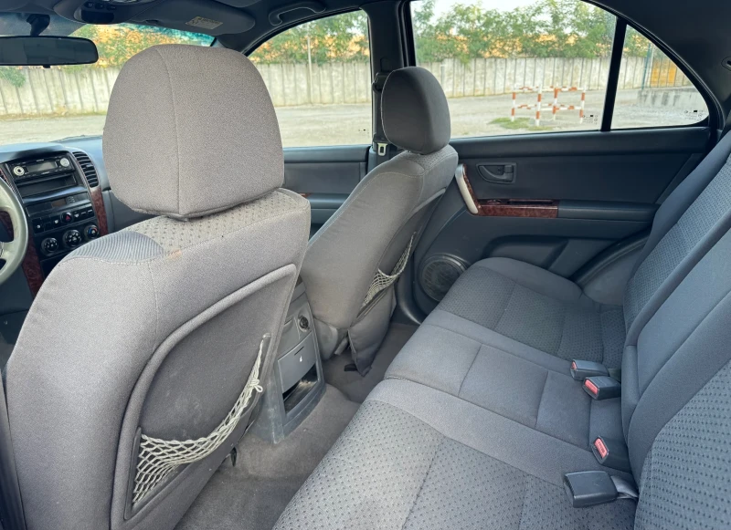 Kia Sorento 2.5TDI - КЛИМАТИК , снимка 13 - Автомобили и джипове - 51698189