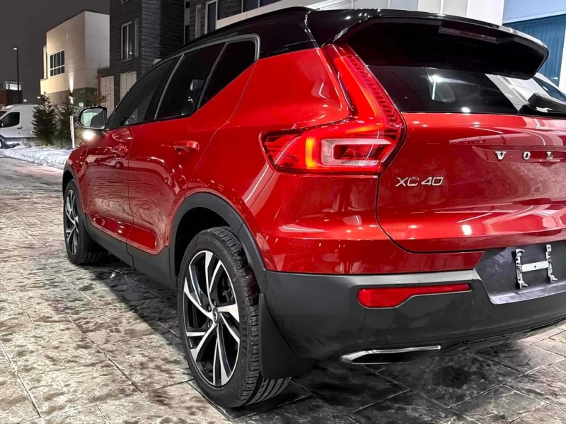 Volvo XC40 R Design  CARFAX, снимка 13 - Автомобили и джипове - 53351788