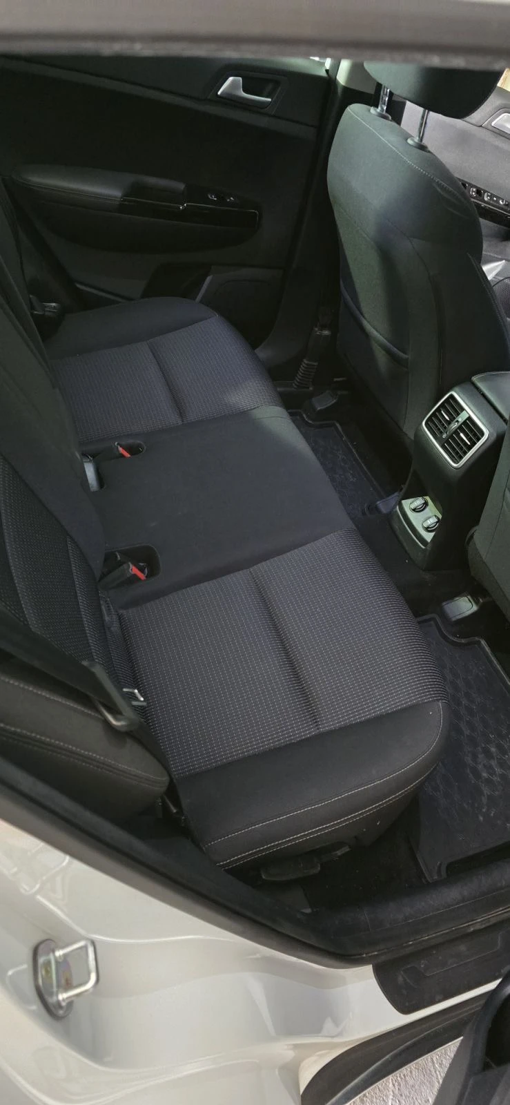 Kia Sportage 1.6 ГАРАНЦИЯ 2029, снимка 16 - Автомобили и джипове - 55835552