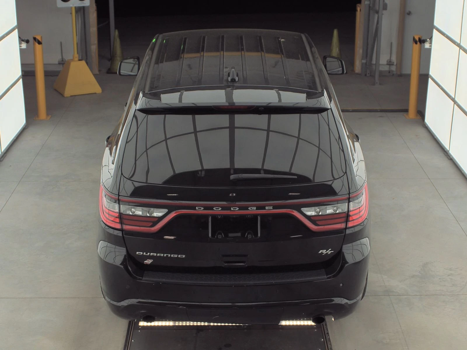 Dodge Durango R/T* 5.7 HEMI* AWD* 8ZF* Подгрев* Обдух* Камера*  - изображение 4