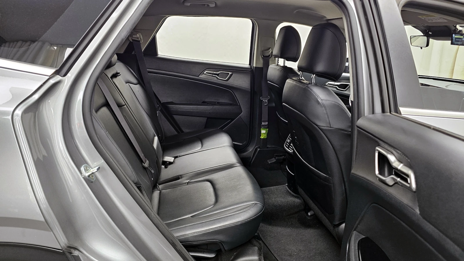 Kia Sportage 2.0 2WD PRESTIGE - изображение 10