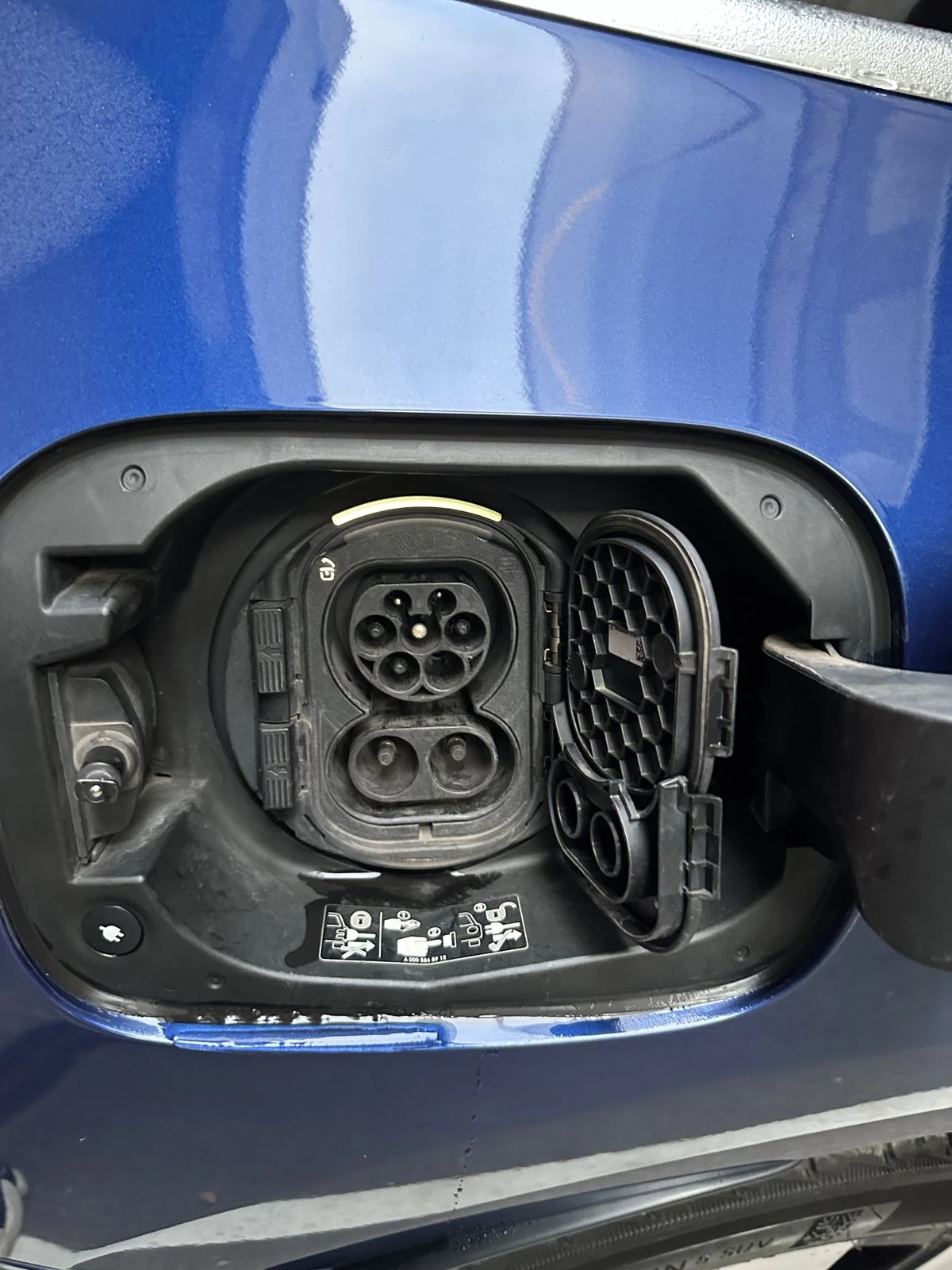 Mercedes-Benz EQC 400 | Mobile.bg � ����������� 12