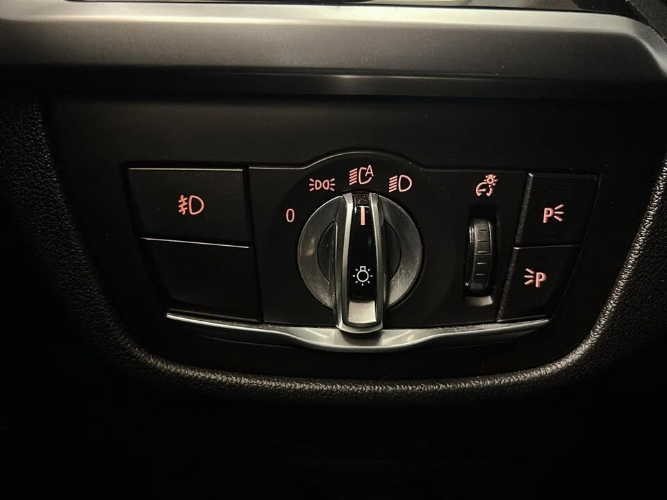 BMW X3 I * M-Package* * HeadUp* AвтоКредит* (ЦЕНА ДО БГ), снимка 17 - Автомобили и джипове - 53771103