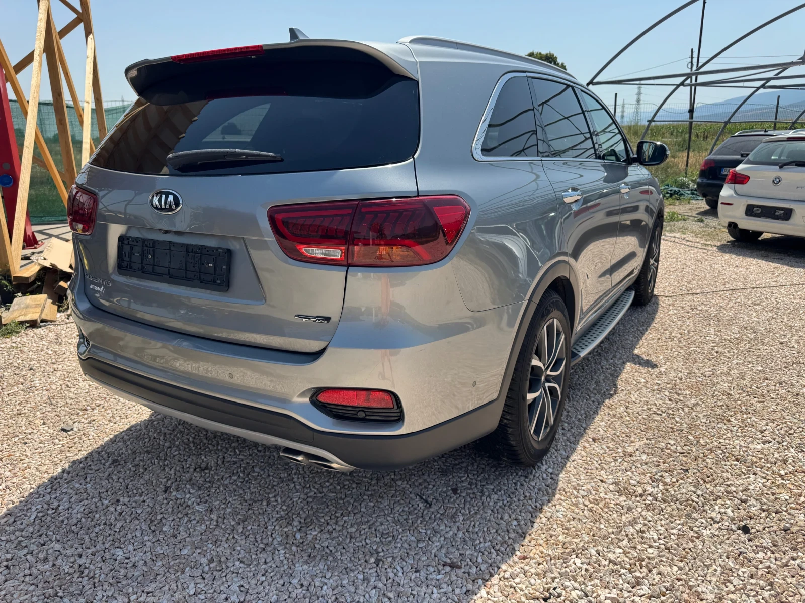 Kia Sorento GT-LINE, снимка 4 - Автомобили и джипове - 54213139