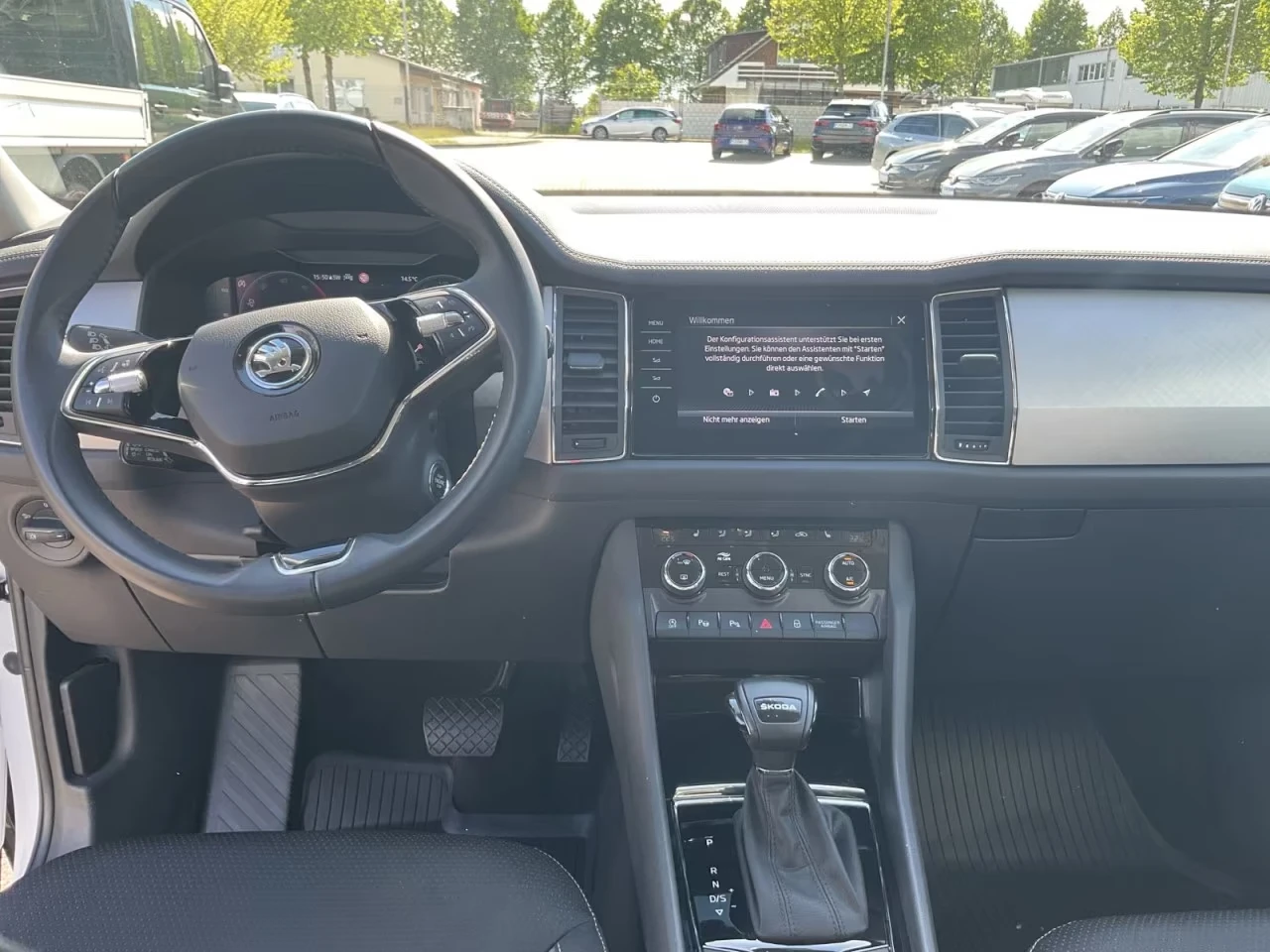 Skoda Kodiaq 2.0TDI/150HPDSG/7SEAT/COLUMBUS/LED/VIRTUAL/KEYLESS, снимка 8 - Автомобили и джипове - 54766360