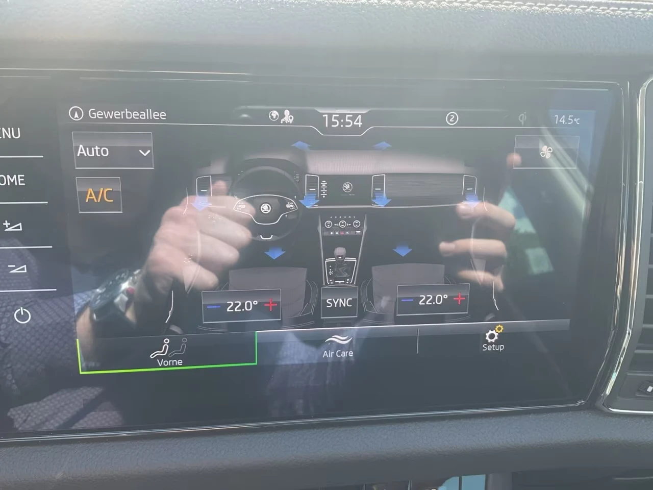 Skoda Kodiaq 2.0TDI/150HPDSG/7SEAT/COLUMBUS/LED/VIRTUAL/KEYLESS, снимка 15 - Автомобили и джипове - 54766360