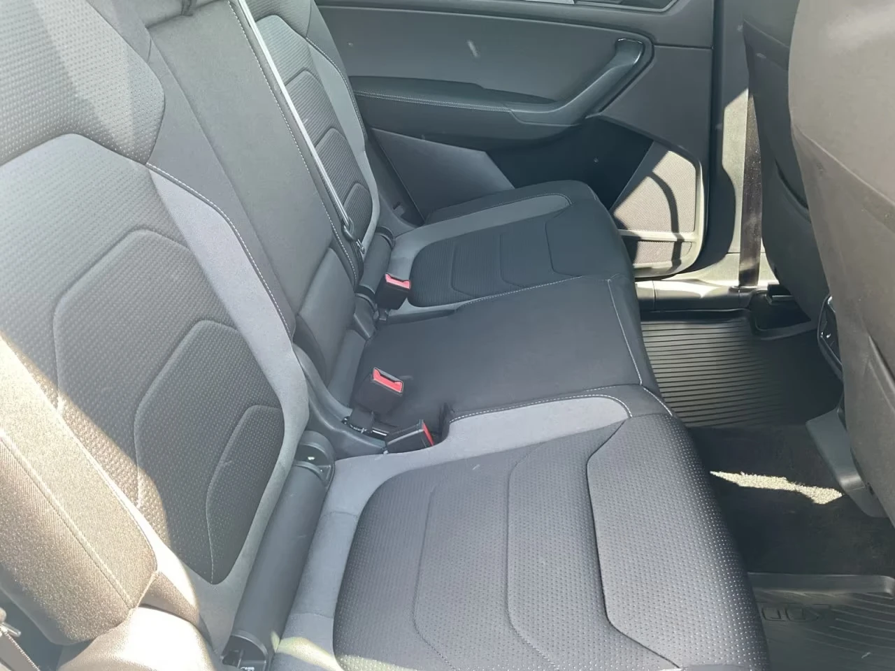 Skoda Kodiaq 2.0TDI/150HPDSG/7SEAT/COLUMBUS/LED/VIRTUAL/KEYLESS, снимка 13 - Автомобили и джипове - 54766360
