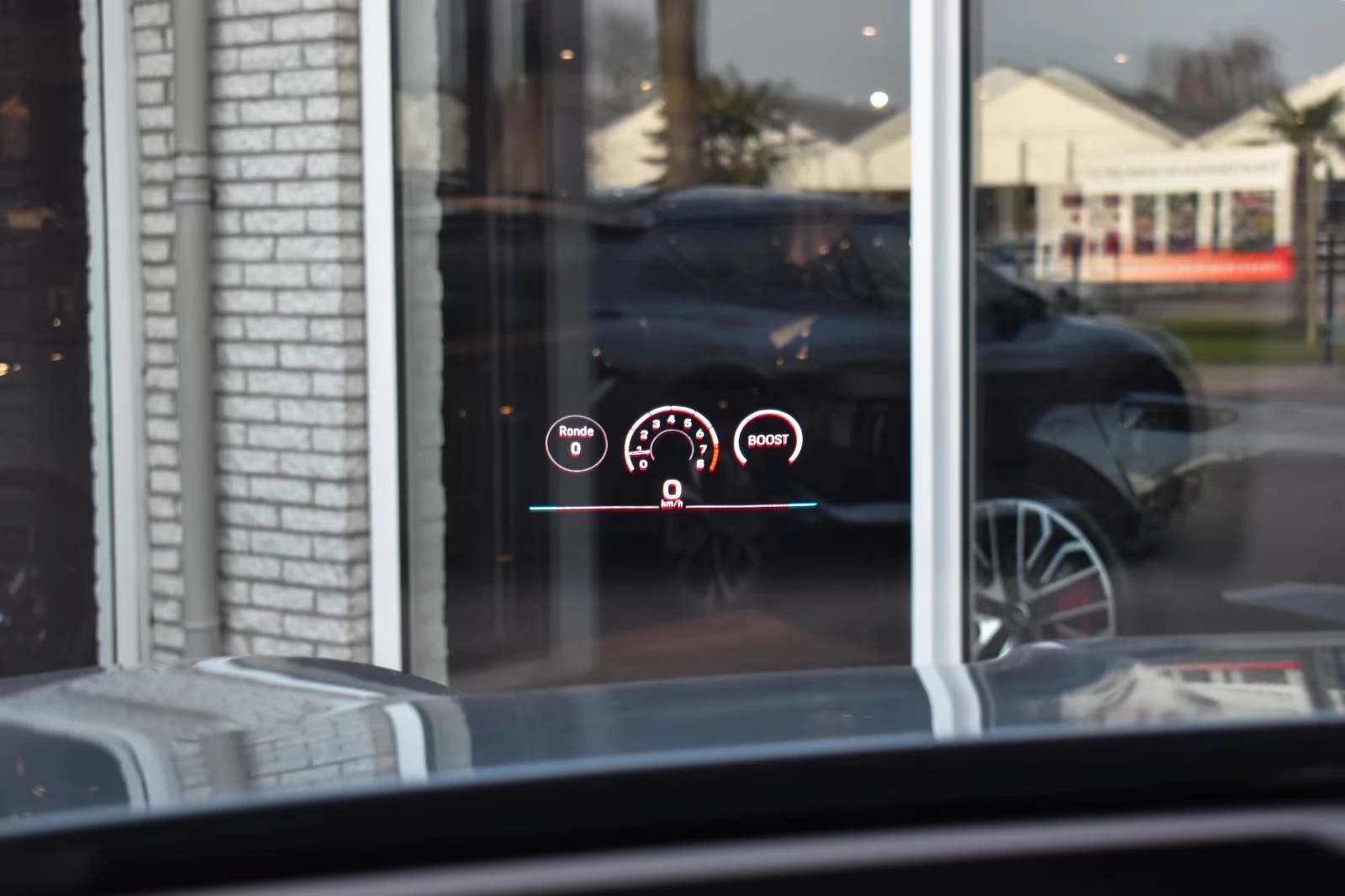 Porsche Cayenne TURBO / E-HYBRID / SPORT CHRONO / BOSE / HEAD-UP /, снимка 12 - Автомобили и джипове - 54869805