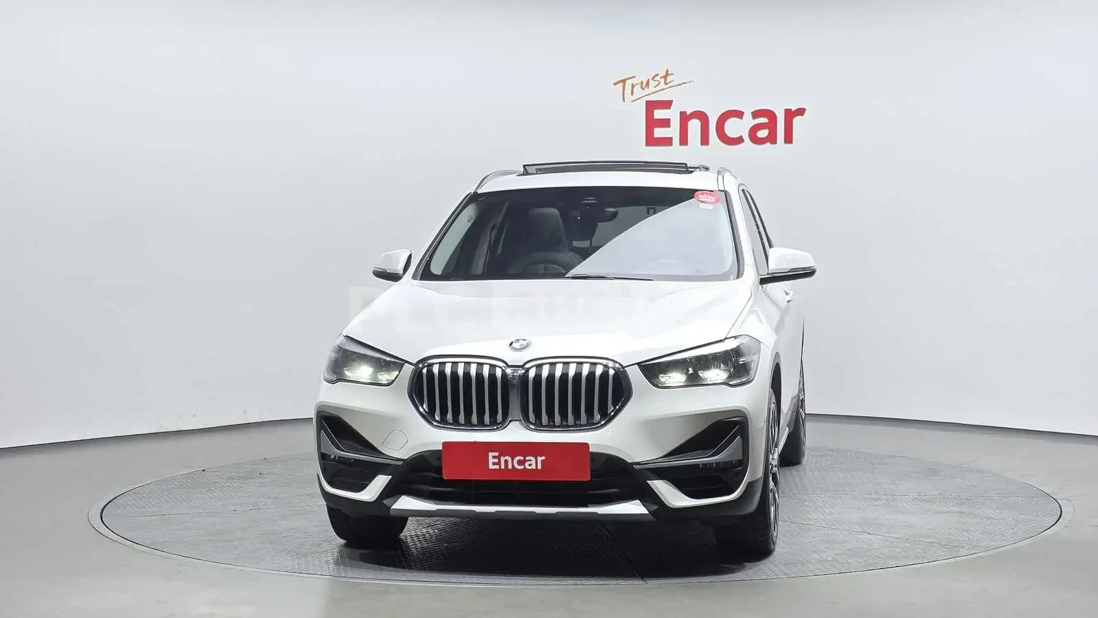 BMW X1 xDrive28i| ПАМЕТ| ПОДГРЕВИ| ПАНОРАМА| | , снимка 4 - Автомобили и джипове - 54925593