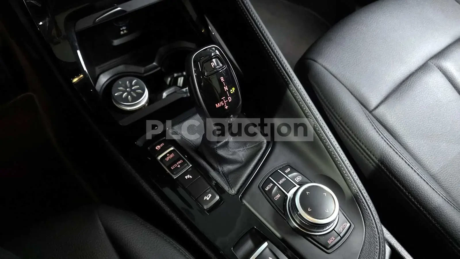 BMW X1 xDrive28i| ПАМЕТ| ПОДГРЕВИ| ПАНОРАМА| | , снимка 10 - Автомобили и джипове - 54925593