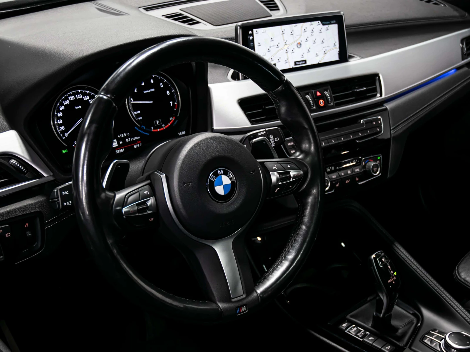 BMW X1 xDrive28i M SPORT / ЦЕНА ДО БЪЛГАРИЯ , снимка 9 - Автомобили и джипове - 54980688