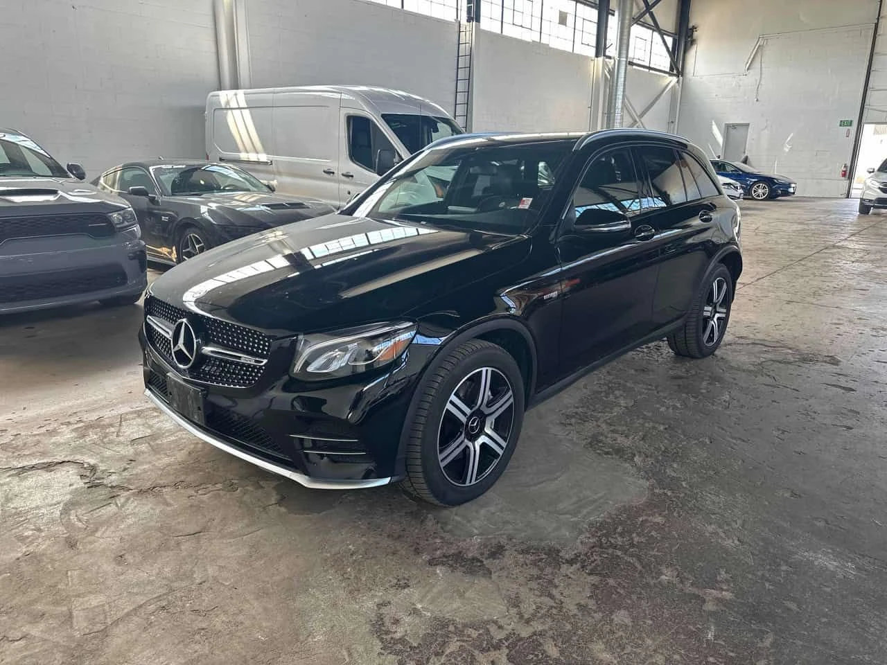 Mercedes-Benz GLC 43 AMG ПОДГРЕВИ * ПАНО * KEYLESS * CARFAX