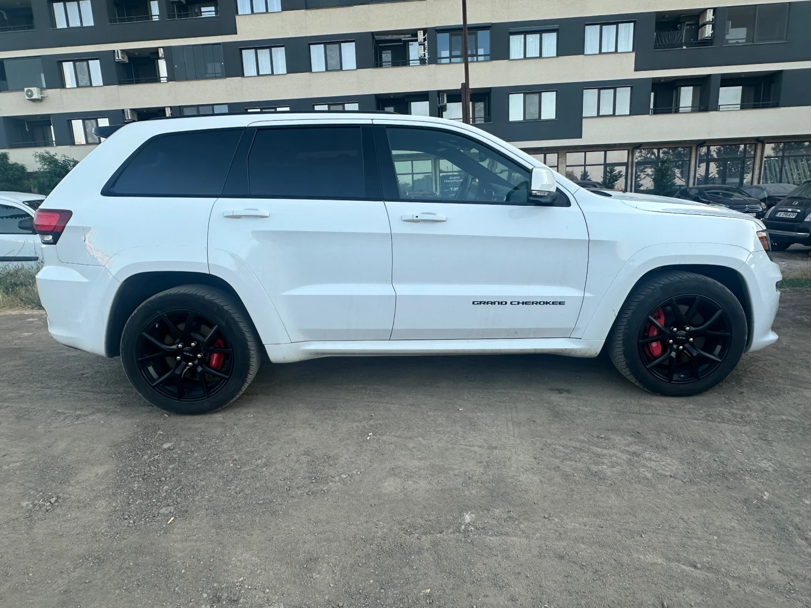 Jeep Grand cherokee, снимка 4 - Автомобили и джипове - 55105914