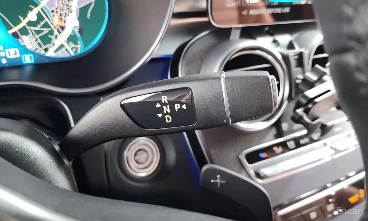 Mercedes-Benz GLC * GLC300 4MATIC * ЦЕНА ДО БГ, снимка 9 - Автомобили и джипове - 55627277