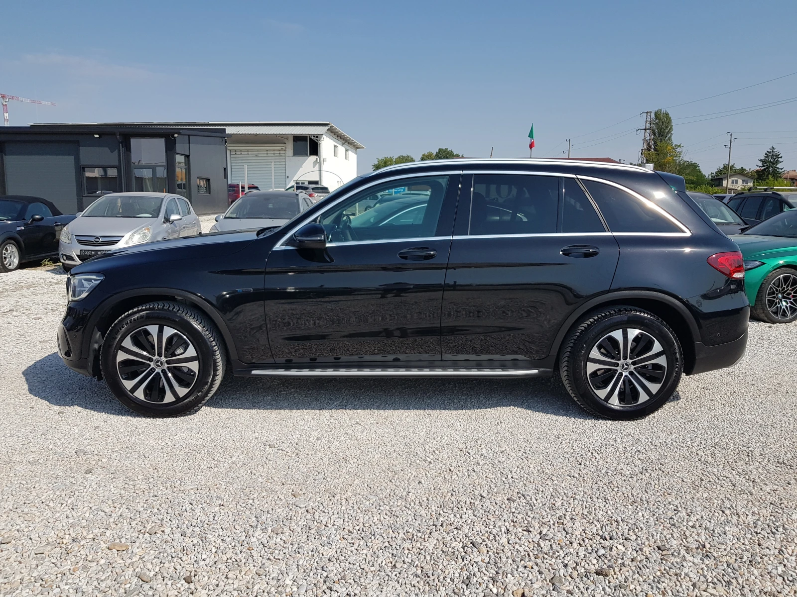 Mercedes-Benz GLC 300 DE 4matic FACELIFT /04/2022г. EURO 6D ЛИЗИНГ, снимка 7 - Автомобили и джипове - 55927831