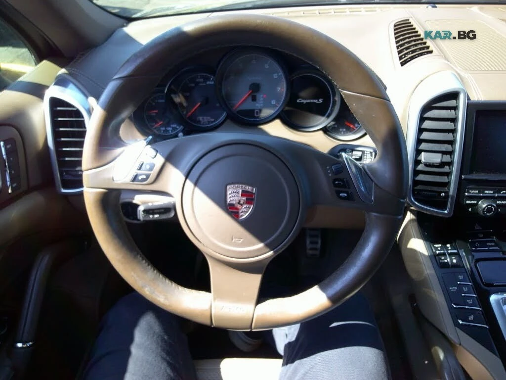 Porsche Cayenne 3.6 AWD* PANORAMA* ПОДГРЕВ* КАМЕРА* КРАЙНА ЦЕНА* , снимка 10 - Автомобили и джипове - 55942708
