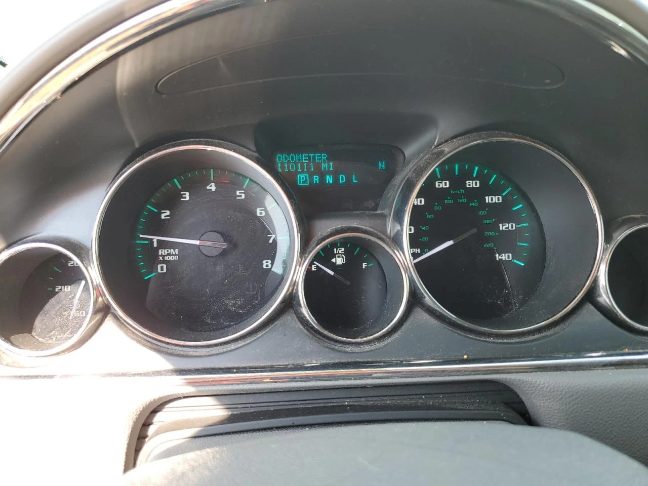 Buick Enclave 3.6l, снимка 9 - Автомобили и джипове - 56012542
