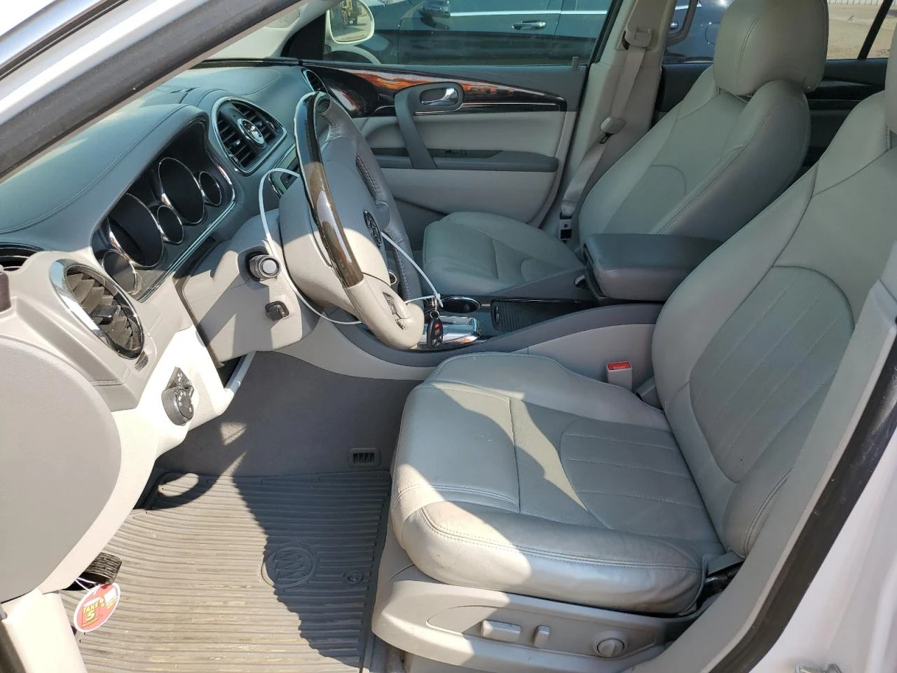 Buick Enclave 3.6l, снимка 7 - Автомобили и джипове - 56012542