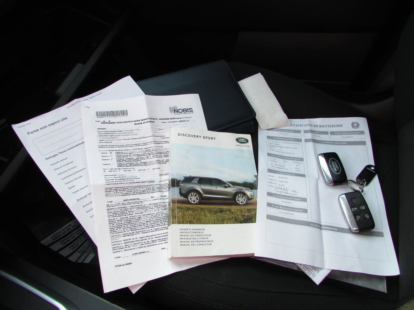 Land Rover Discovery Sport 2.0D EURO6B, снимка 14 - Автомобили и джипове - 56074529