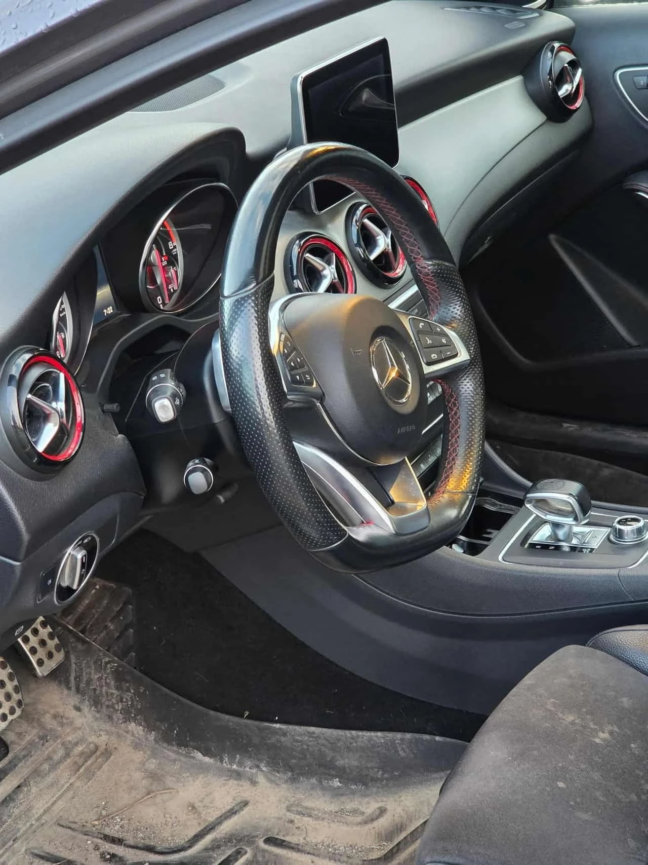 Mercedes-Benz GLA * AMG 45 * CARFAX *  | Mobile.bg � ����������� 5