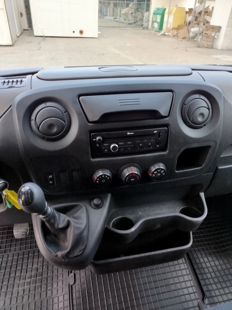 Renault Master, снимка 10 - Бусове и автобуси - 52450281