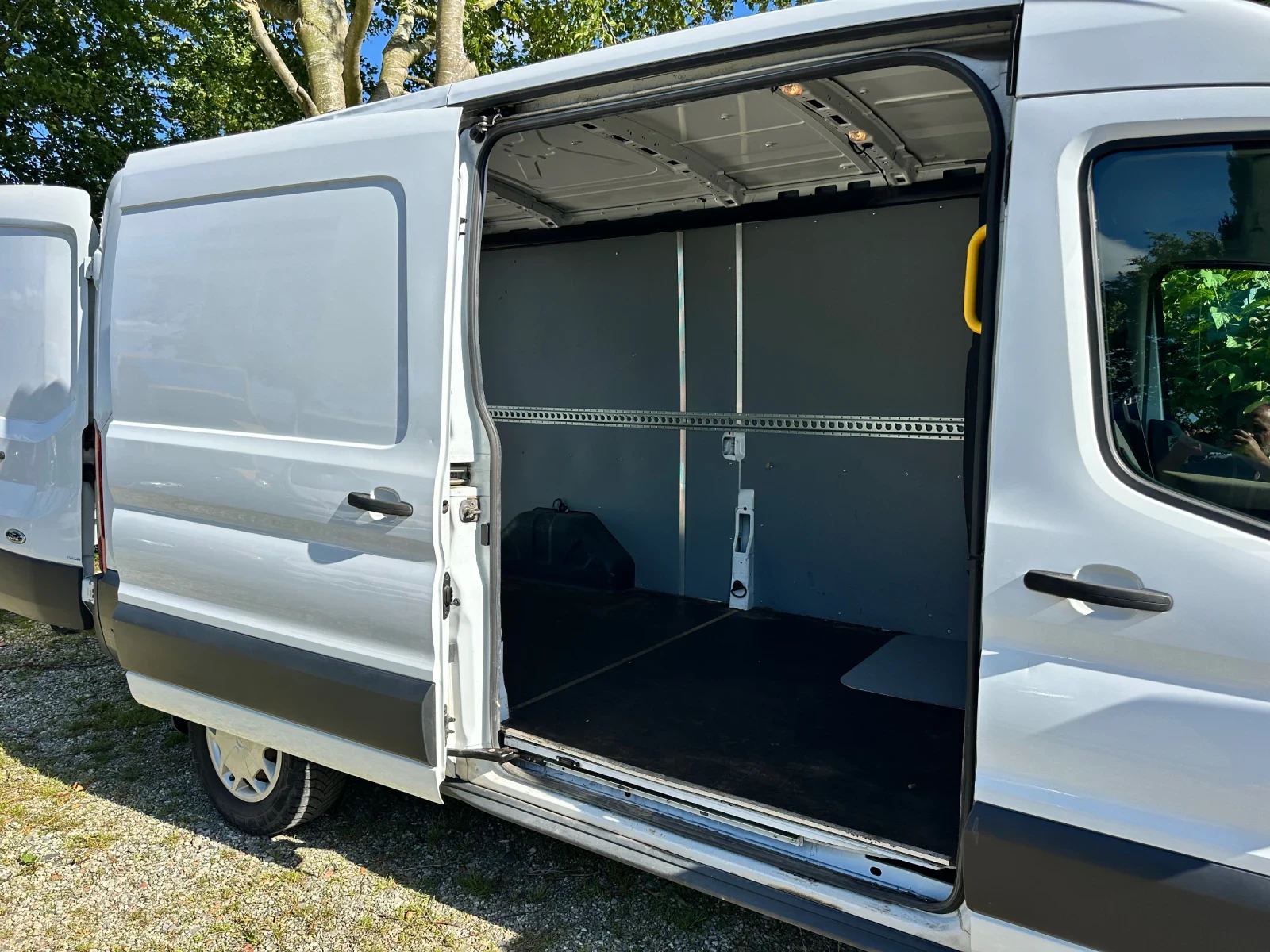 Ford Transit 2.0TDCI  130HK L3H2 - изображение 10