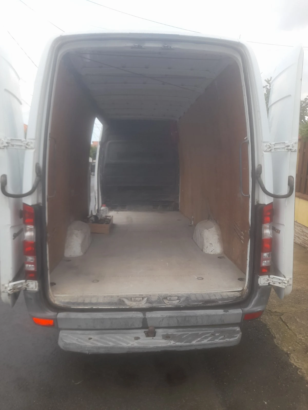 Mercedes-Benz Sprinter 311, снимка 8 - Бусове и автобуси - 55391686