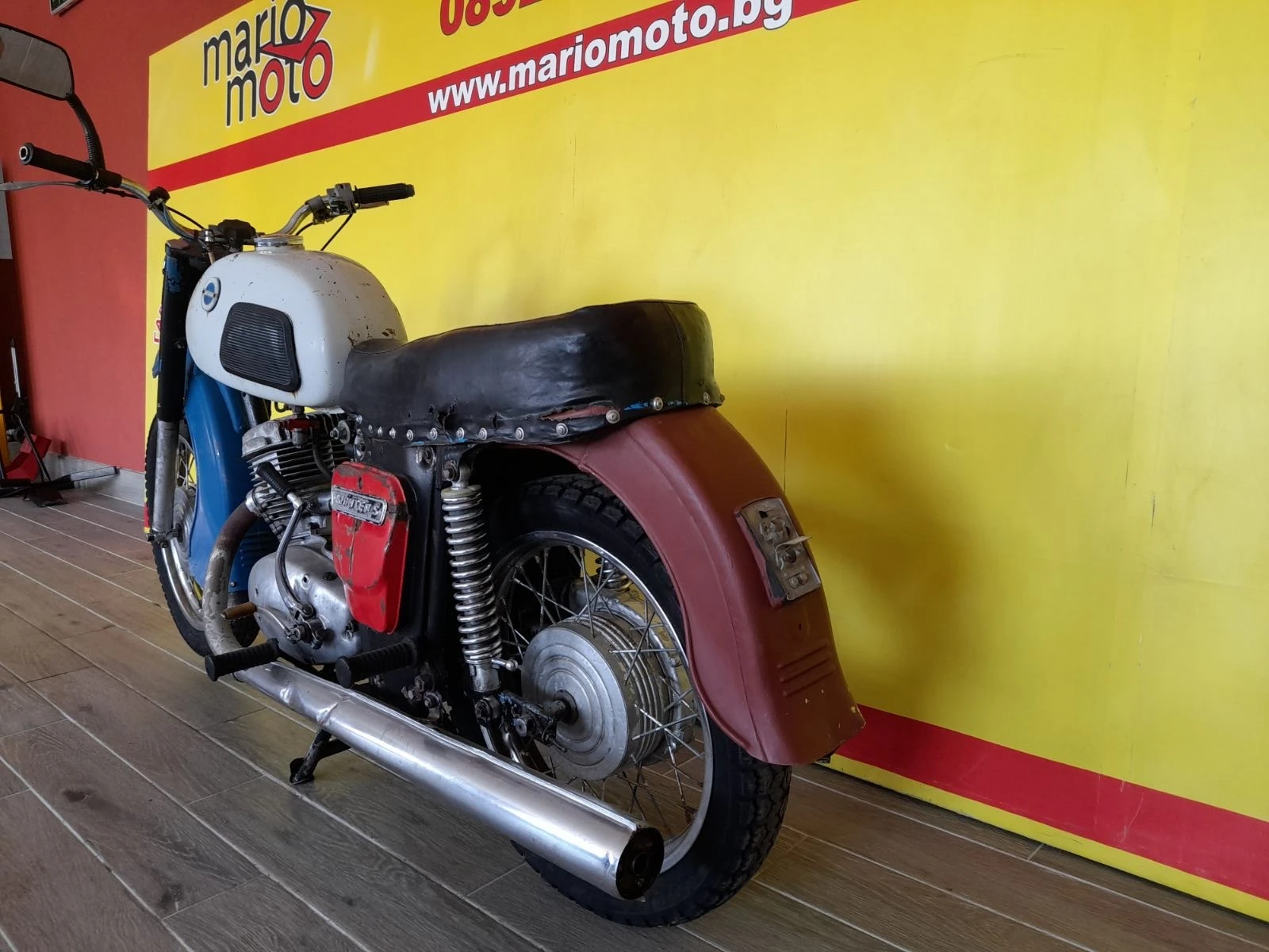   3 1973 | Mobile.bg   14