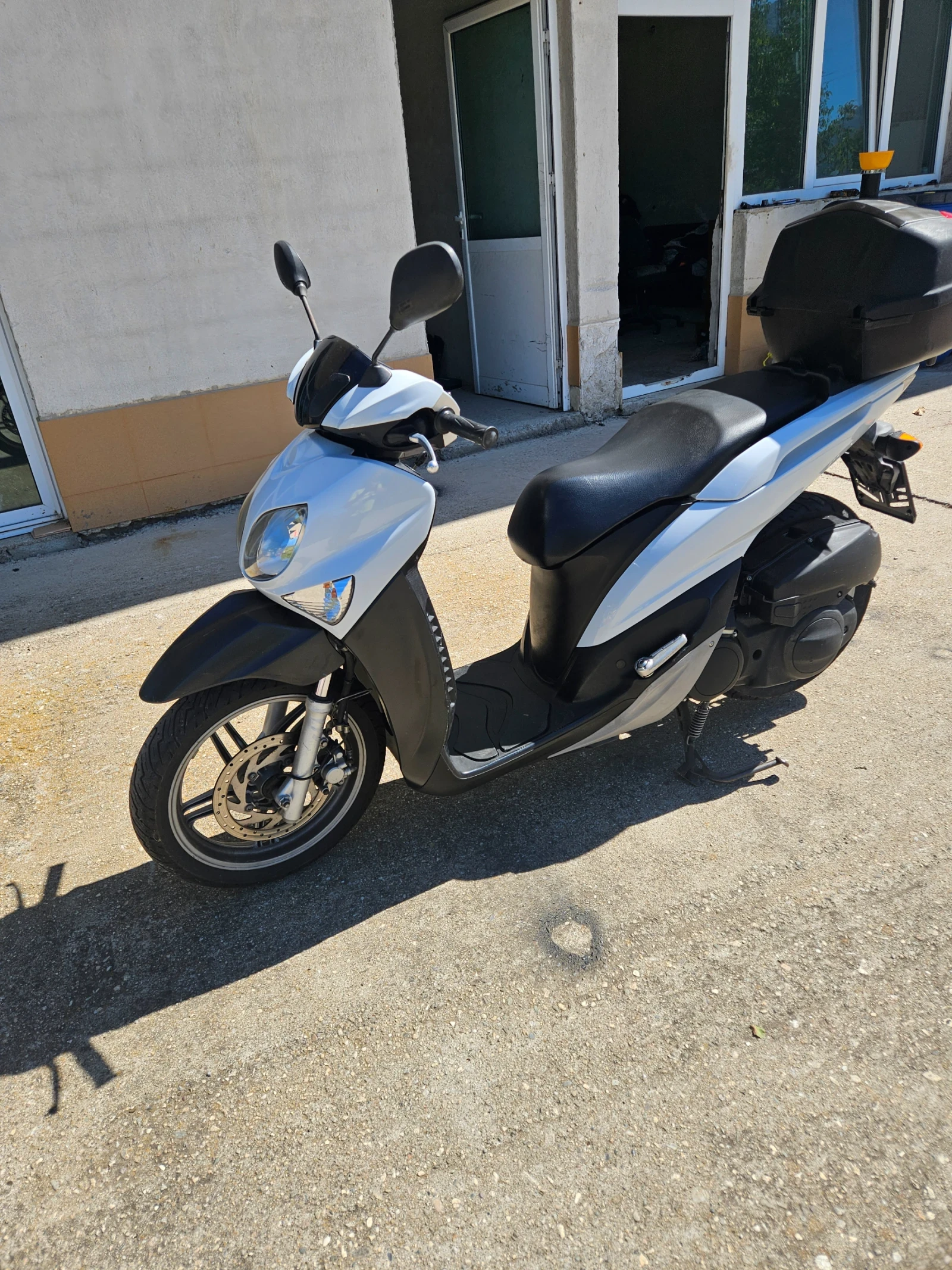 Yamaha Xenter PERFEKTEN  | Mobile.bg   2