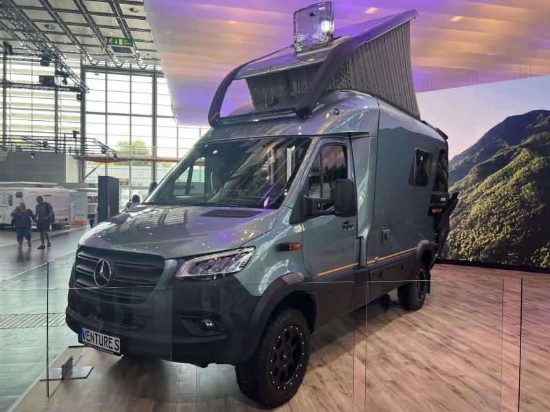 Кемпер HYMER / ERIBA 4X4 Venture S, снимка 2 - Каравани и кемпери - 37923834