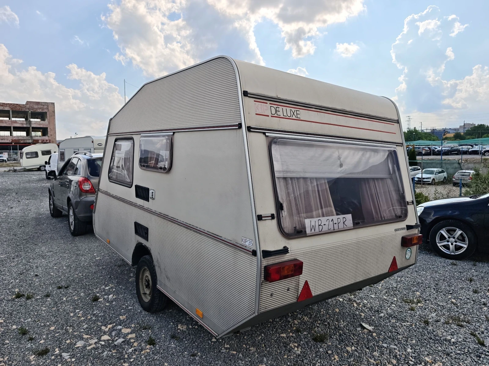 Каравана KIP Kip Deluxe, снимка 5 - Каравани и кемпери - 55367132