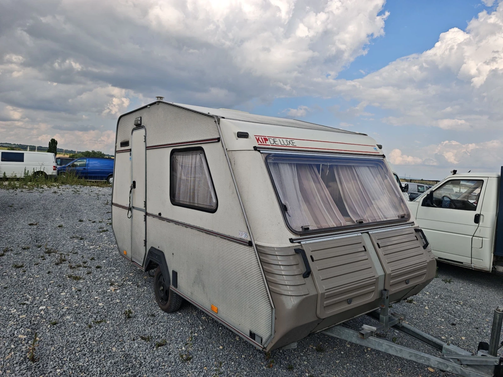 Каравана KIP Kip Deluxe, снимка 2 - Каравани и кемпери - 55367132