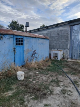 Полуремарке Adige, снимка 1