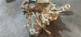 Скоростна кутия за Dacia Renault 1.6i 16v JR5 JR5187, снимка 2