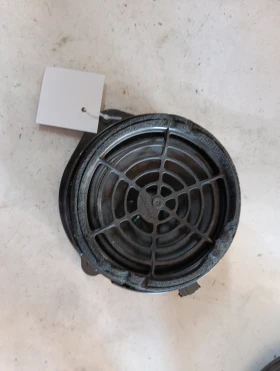 ����� �� �������� �� ����� ��������� BOSE 4F0035415B Audi Q7