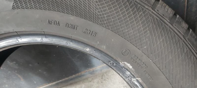 Гуми Зимни 215/70R16, снимка 8 - Гуми и джанти - 35130259