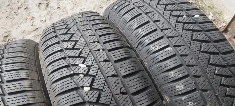 Гуми Зимни 215/70R16, снимка 3 - Гуми и джанти - 35130259