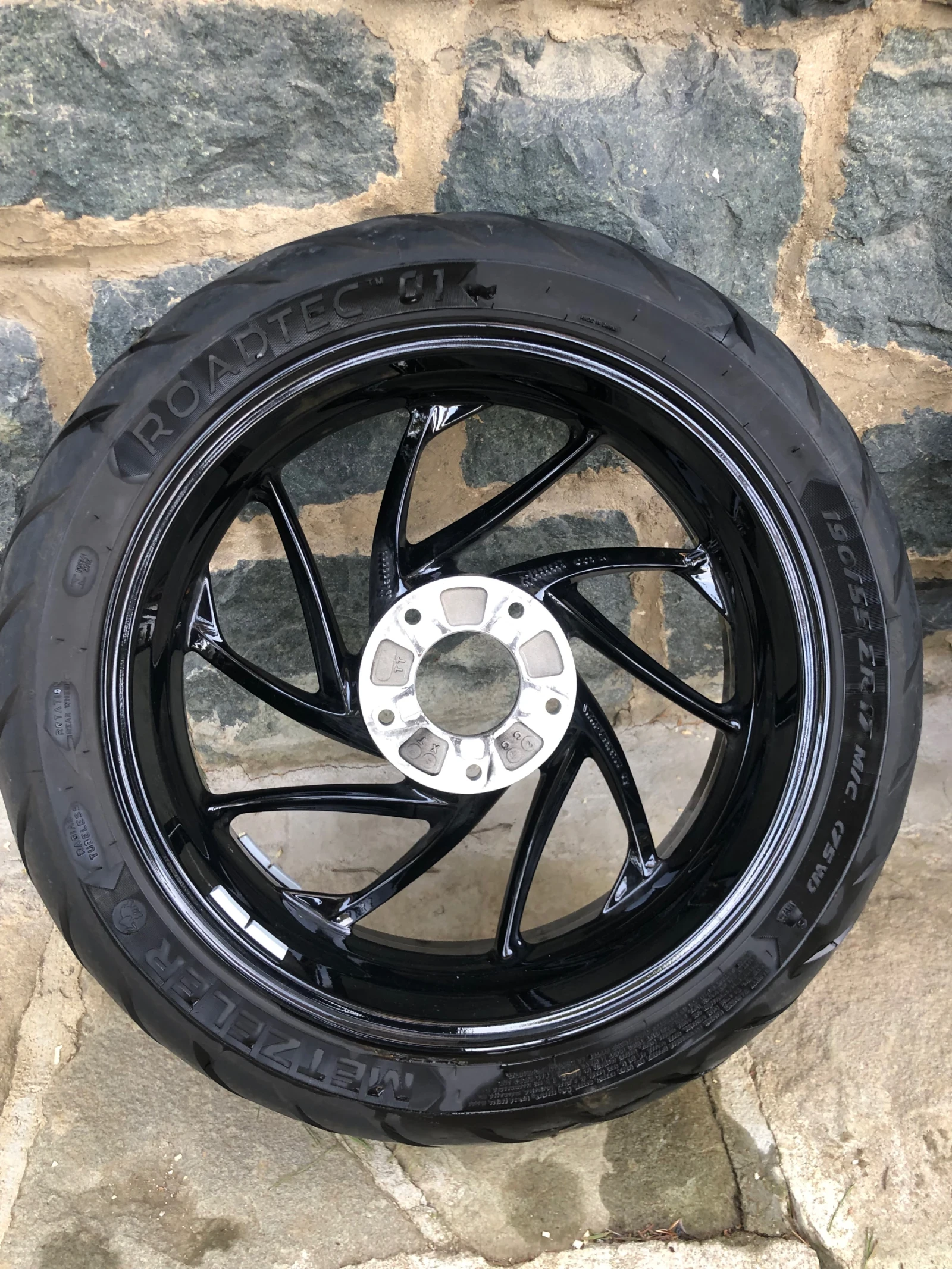 Гуми с джанти, снимка 3 - Гуми и джанти - 54009918