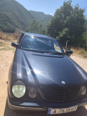 Mercedes-Benz E 320 W210, снимка 2