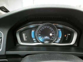 Volvo V60 2.4 summum , снимка 9