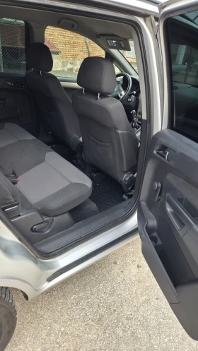 Opel Zafira - 2550 € / 4987.37 лв. - 75798456 9